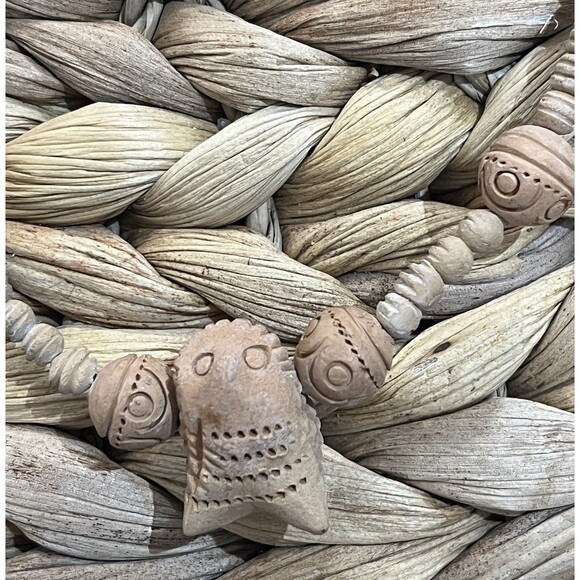 VINTAGE OWL WOOD CARVED NECKLACE 22in - Picture 2 of 10